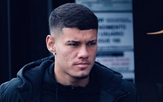 Justiça de SP arquiva caso de jovem que morreu após relação com ex-Corinthians