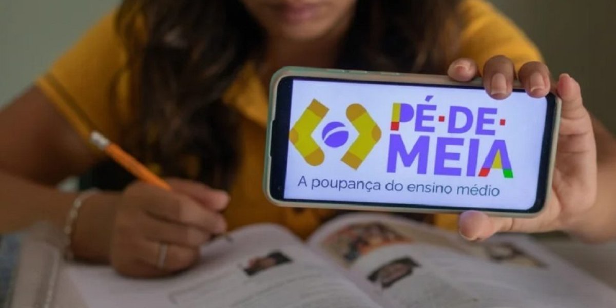 Pagamento do Pé-de-Meia começa nesta segunda-feira (28)