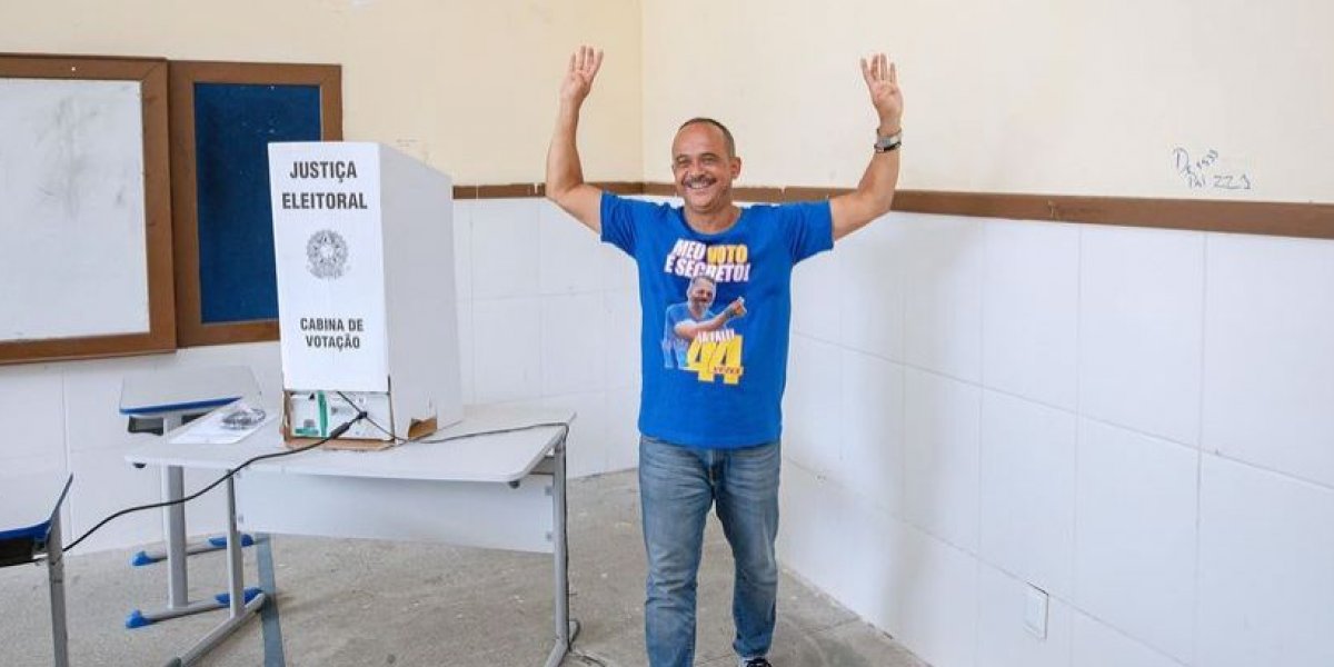 Elinaldo Araújo se posiciona após o resultado das eleições em Camaçari