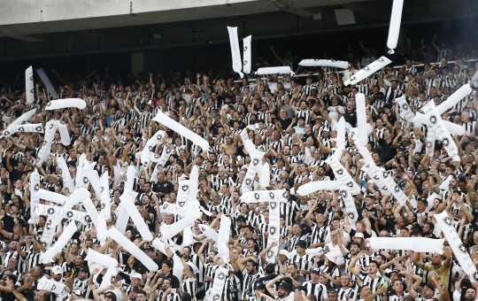 Torcida botafoguense não poderá ir para jogo de volta da Libertadores; entenda