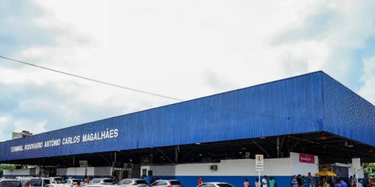 Idoso passa mal e morre em fila de agência lotérica de rodoviária na Bahia