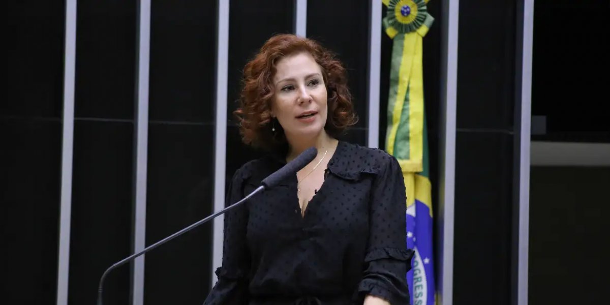 Zambelli é acusada pela PGR de burlar determinação dada pelo STF