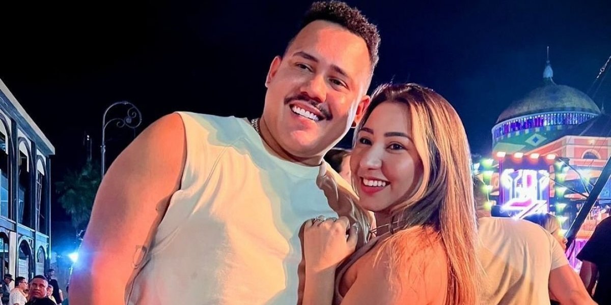 Lucas Buda posta foto com nova namorada