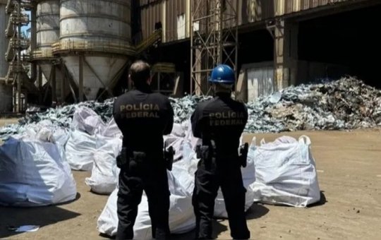 Polícia Federal queima mais de 3 toneladas de drogas de facção criminosa