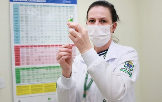 Poliomielite: Vacina em gotinhas é substituída por dose injetável