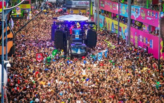 40 anos de Axé Músic ganharão festa no meio do circuito do carnaval 2025