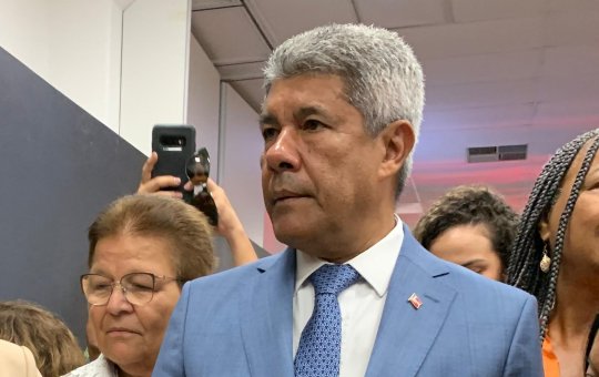 "Até o fim do ano que vem" - diz Jerônimo sobre expectativa de funcionamento do VLT do Subúrbio