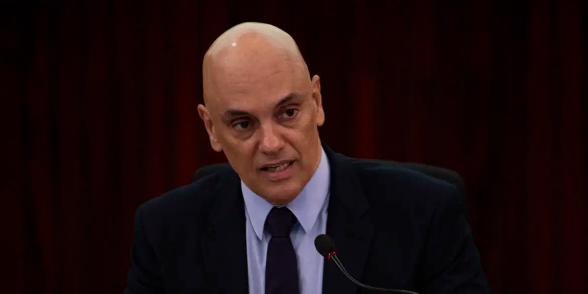 Alexandre de Moraes "intima" Polícia Federal para cobrar laudos completos do caso Marielle
