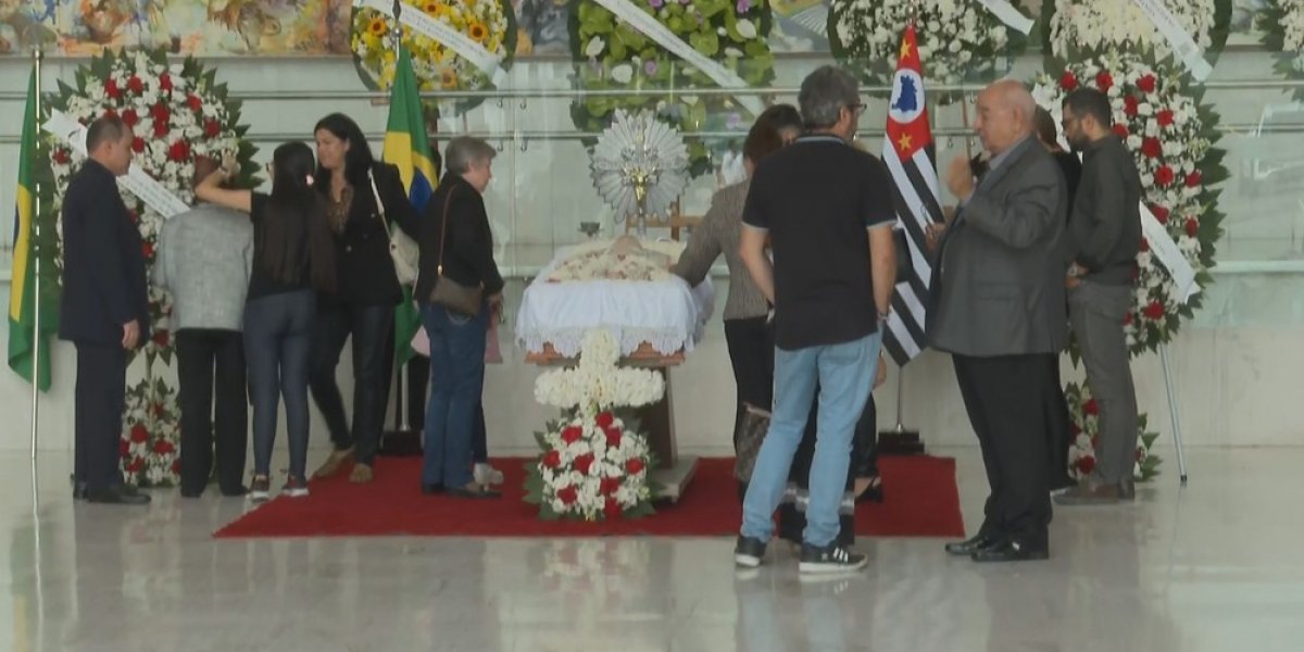 Corpo de Agnaldo Rayol é velado nesta terça-feira (5)