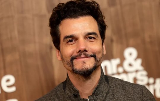 Wagner Moura vai dirigir e atuar em filme com estrelas de Hollywood