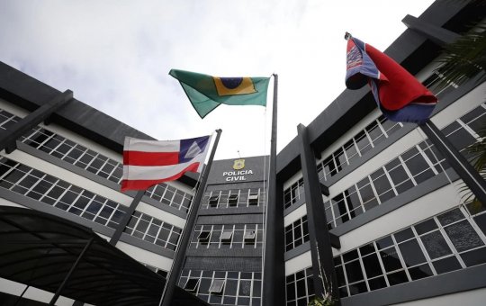 Jovem autista sai do Espírito Santo para tentar conhecer Léo Santana e se perde em Salvador