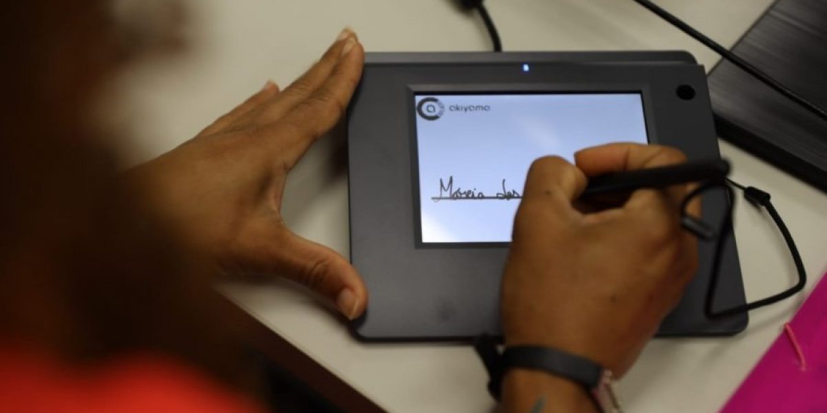 Nova carteira de identidade chega em mais postos do interior do estado; saiba mais