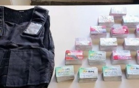 Jovem de 25 anos é preso com 1.043 cartões do BPC