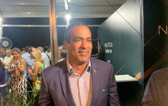 "Tem decisões que cabem ao prefeito", afirma Bruno Reis sobre recomendação do MP sobre mesas de bares