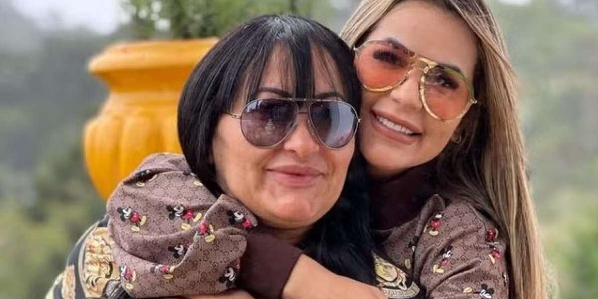 Mãe de Deolane Bezerra tem carro furtado em São Paulo e faz apelo na internet: “Devolve meu carro. O resto está tudo preso”