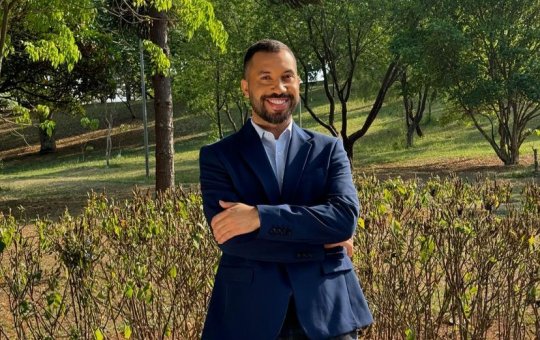 Gil do Vigor faz vídeo defendendo o Bolsa Família: 'Transformou o Brasil'