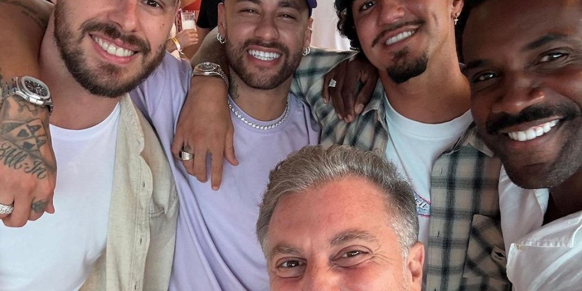 A Diretoria: Neymar faz reunião com grupo de amigos famosos