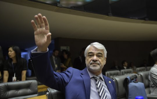 Efeito Trump? Senador do PT fala sobre possível derrota de Lula em 2026