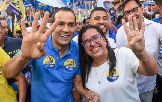 Bruno Reis parabeniza Ana Paula Matos: ‘Já são 27 aniversários juntos’