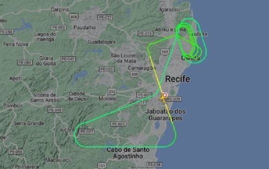 Avião decola, passa uma hora no ar e pousa após problemas técnicos em Recife