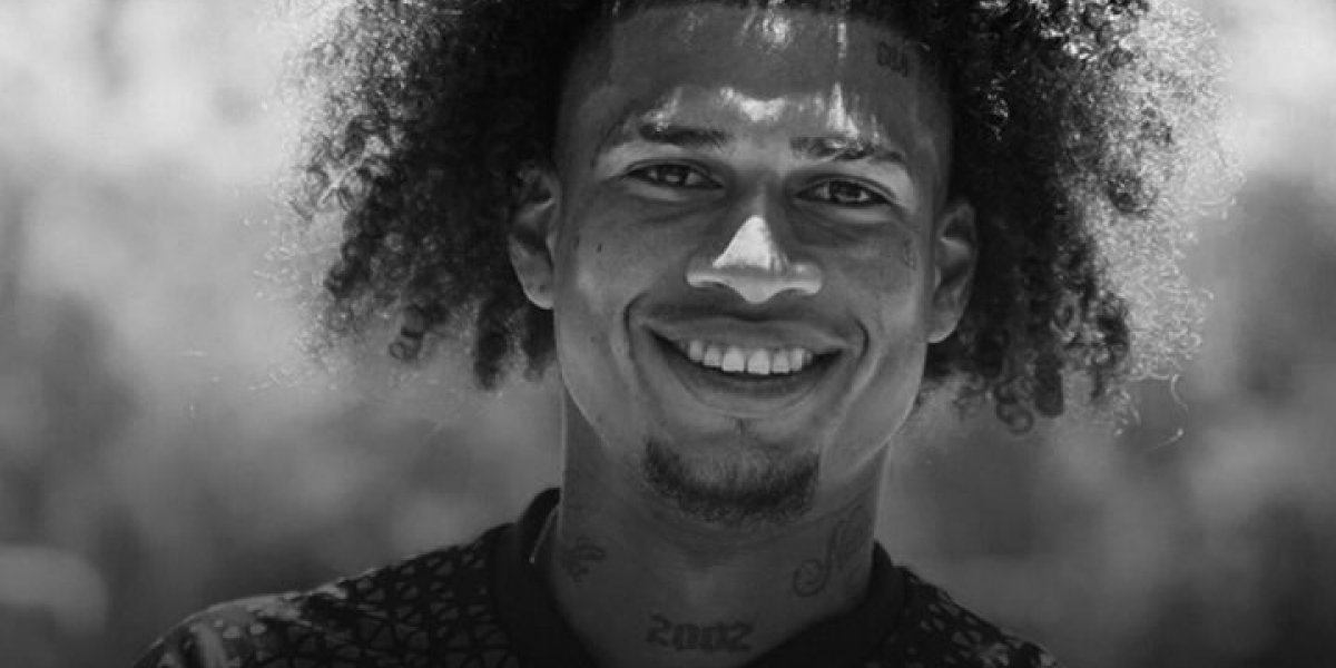 Promessa do futebol equatoriano morre aos 22 anos após grave acidente de trânsito