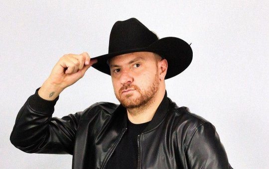 Zé Love fala de produção da A Fazenda: 'baita sacanagem'