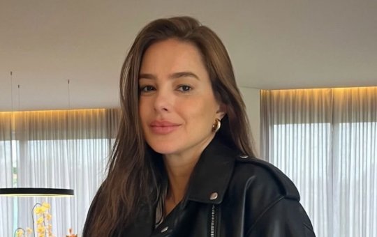 Vera Viel fala sobre efeitos da radioterapia: 'Tem que cuidar muito da pele'