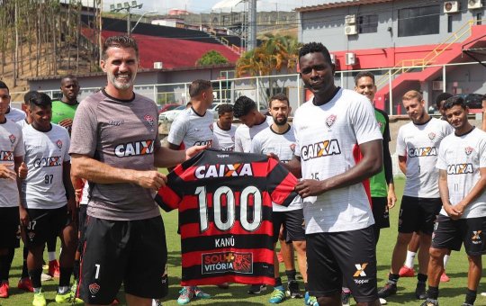 Zagueiro ex-vitória anuncia aposentadoria após 20 anos de carreira