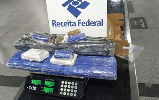 Receita Federal apreende quase 10 kg de drogas em mala de brasileiro vindo de Lisboa