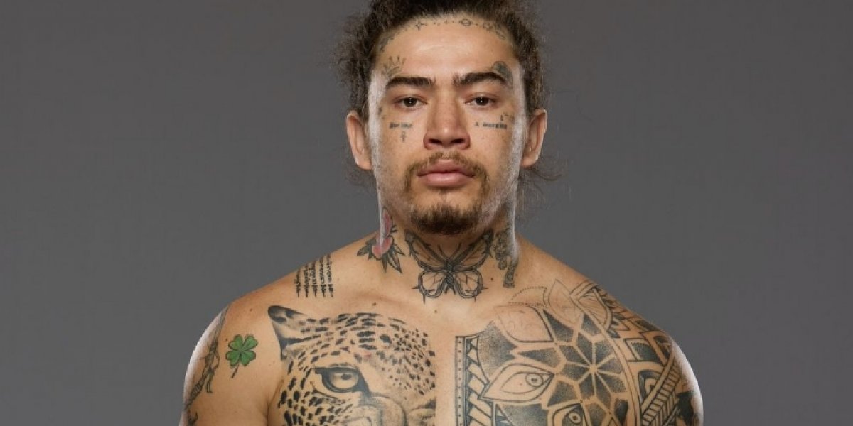 Whindersson Nunes estreia no boxe profissional sendo derrotado para Neeraj Goyat