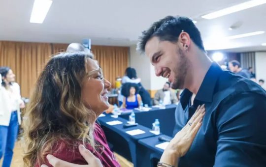 Felipe Neto apoia Janja em meio à polêmica com Elon Musk