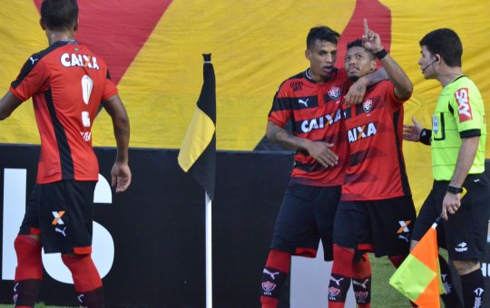 Ex-jogador da dupla BaVi diz se identificar mais com Vitória