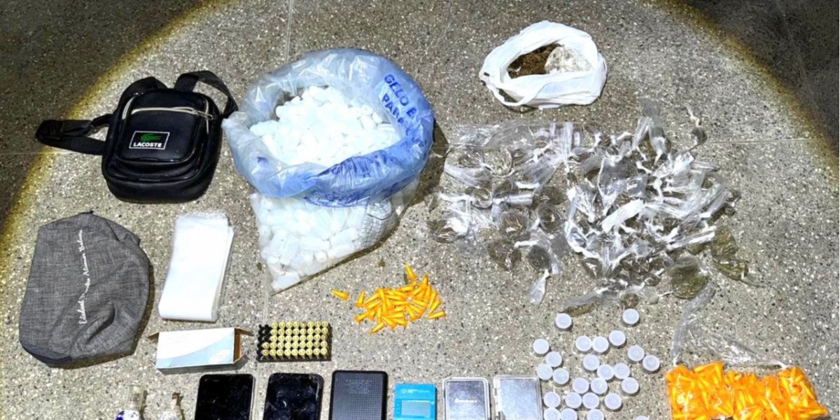 PM apreende granadas, munições e drogas em festa "paredão" na Fazenda Grande do Retiro