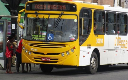 Moradores do Bairro da Paz ainda continuam sem ônibus