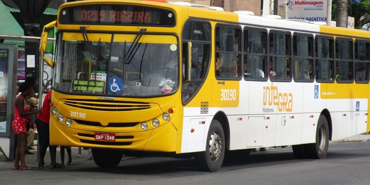 Moradores do Bairro da Paz ainda continuam sem ônibus