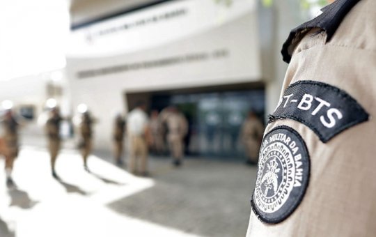 Homem faz companheira grávida de 8 meses refém em São Cristóvão