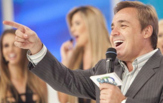 Mãe de Gugu desabafa cinco anos após a morte do apresentador: "Parece mentira"