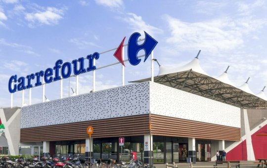 Após decisão do Carrefour, autoridades brasileiras se manifestam contra a rede