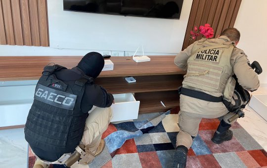 MP-BA e Polícia Federal deflagram operação contra comércio ilegal de armas em Porto Seguro