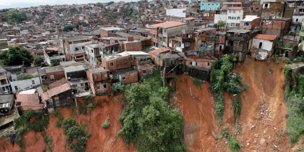 Codesal registra ocorrências após forte chuva em Salvador