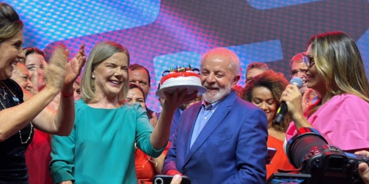 PT planeja festa de fim de ano com presença de Lula; o convite chega a R$ 300