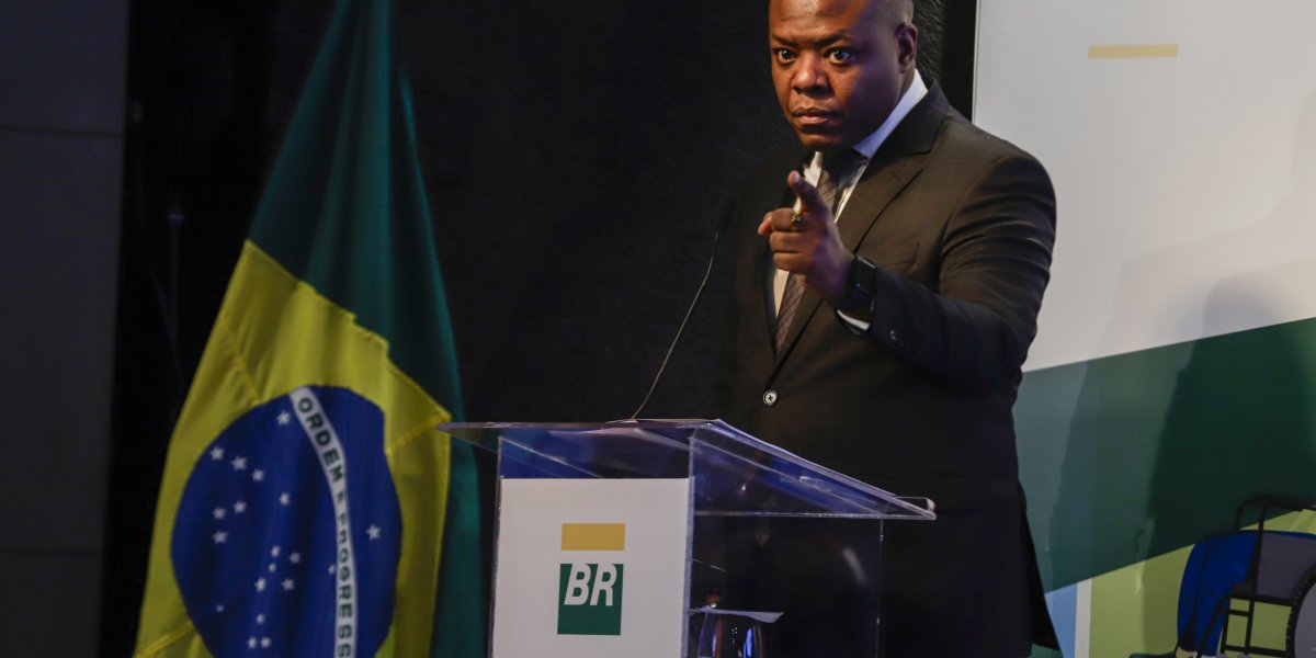 Denúncia contra Silvio Almeida é arquivada