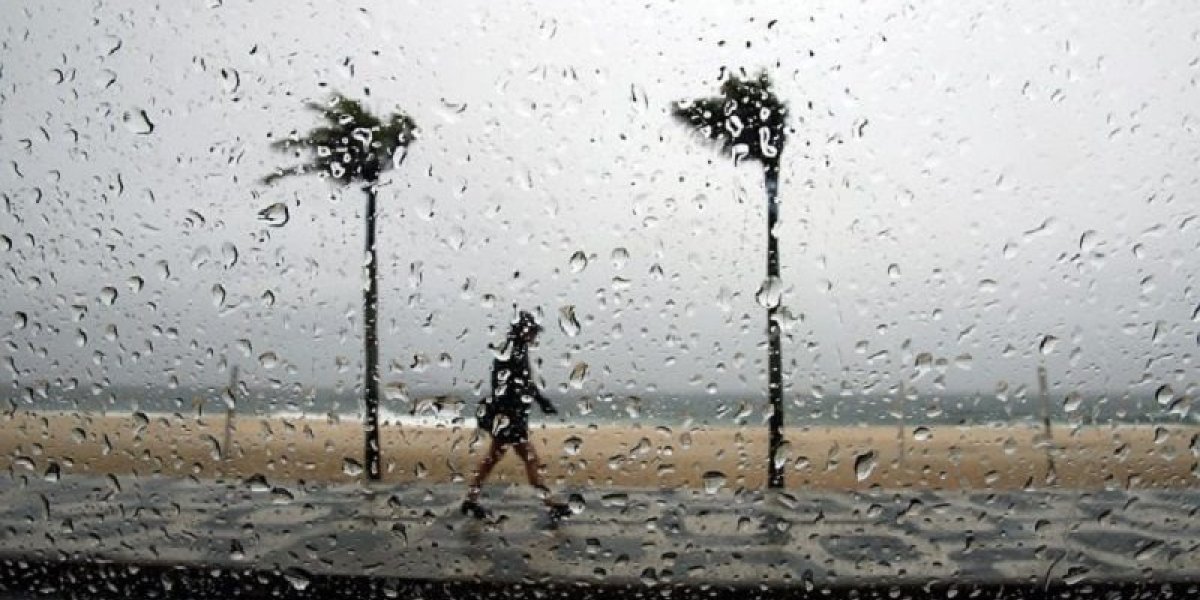 Mobilidade: Ascensores e linha do BRT deixam de operar devido às chuvas em Salvador