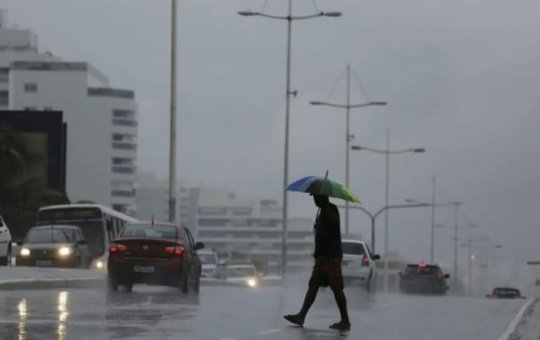 Escolas de Salvador viram abrigo para vítimas da chuva