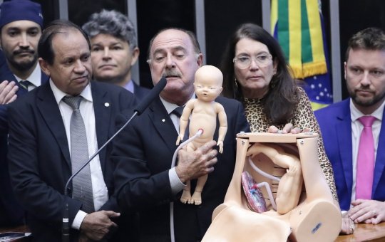 PEC que proíbe aborto no Brasil pode ser votada pela Câmara dos Deputados