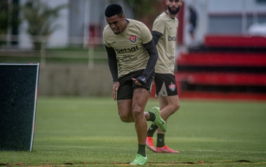 Sem Matheusinho, Vitória mantém preparação para duelo importante na Série A