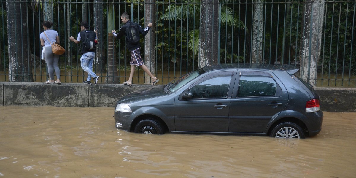 Prefeitura de Salvador anuncia unidades para acolhimento para vítimas da chuva