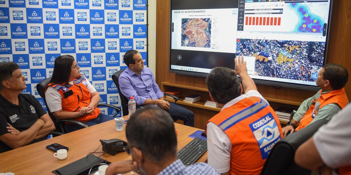 Prefeitura define ações emergenciais e preventivas contra chuvas em Salvador