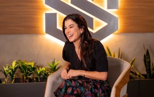 Filha de Silvio Santos publica foto inédita com o apresentador