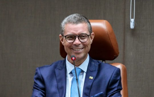 Governador de Sergipe é flagrado na final da Libertadores após se afastar por motivo de saúde